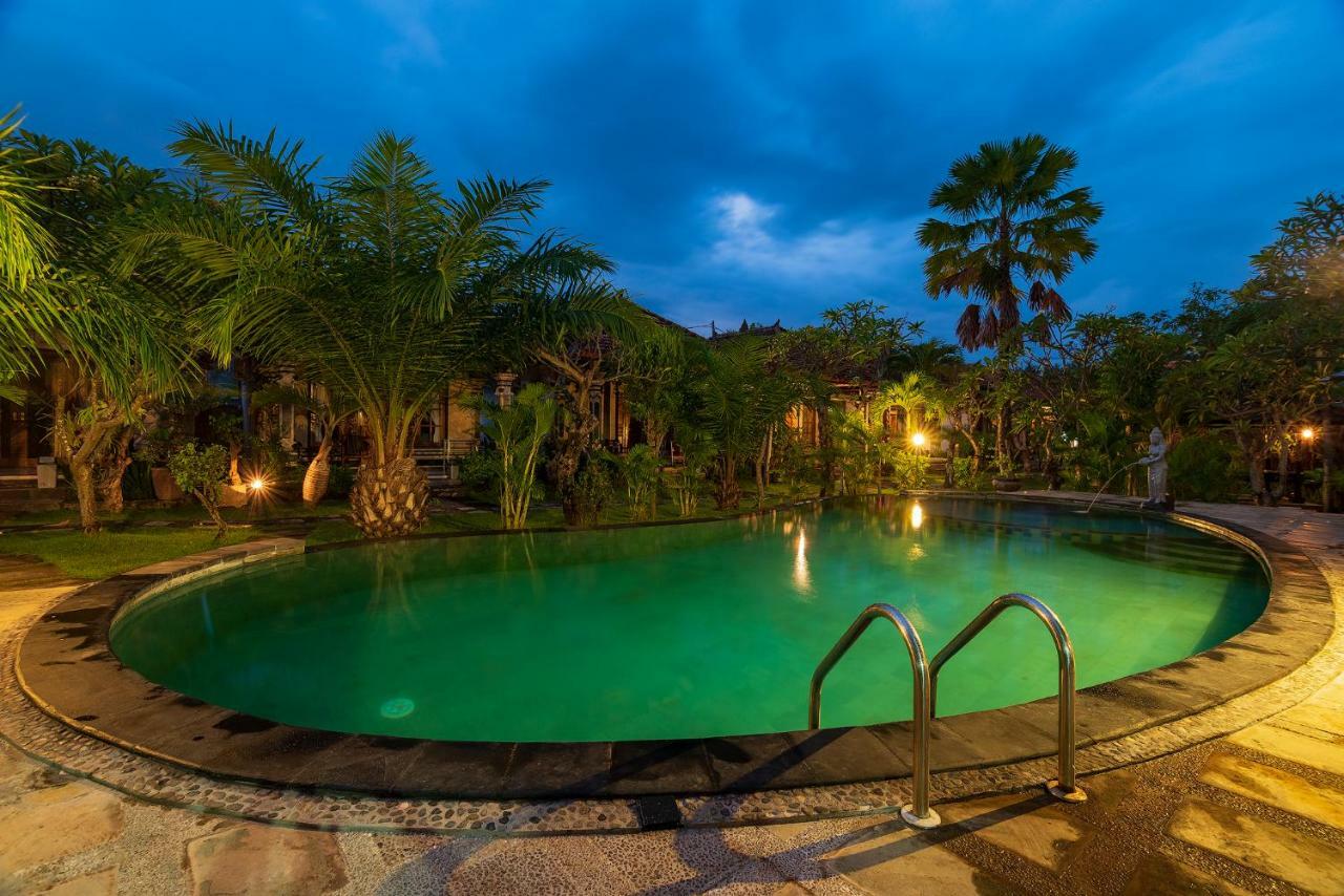 Lovina Pondok Wisata Sartaya 2 מראה חיצוני תמונה