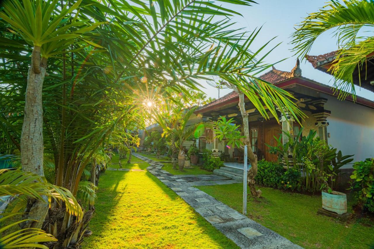 Lovina Pondok Wisata Sartaya 2 מראה חיצוני תמונה