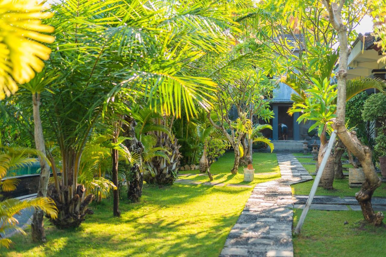 Lovina Pondok Wisata Sartaya 2 מראה חיצוני תמונה